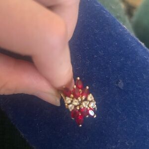 Elegant Red and Gold Women's Ring